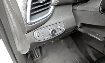 ChevroletGMDaewoo Trax 2019, 126851 км, за 6700000 KRW - фото 17