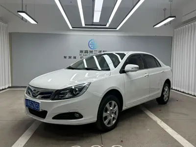 BYD e5 · 2016 год