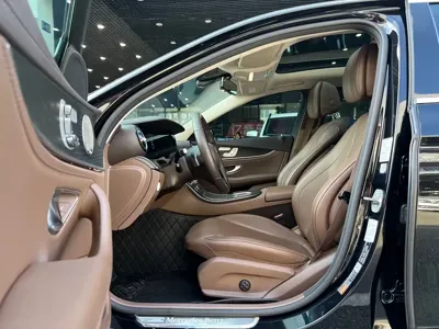 Mercedes-Benz E-Class 2022, 51000 км, за 239800 CNY - фото 4