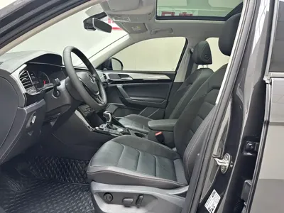 Volkswagen Tayron 2022, 40000 км, за 132800 CNY