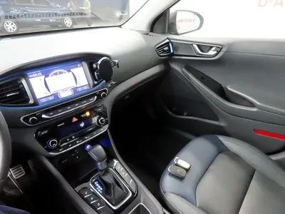 Hyundai Ioniq 2017, 77561 км, за 12000000 KRW - фото 12