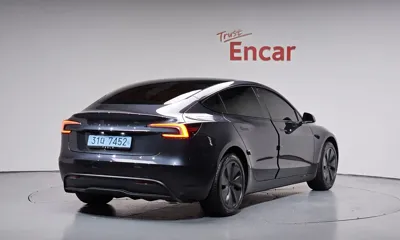 Tesla Model 3 2025, 9628 км, за 99990000 KRW