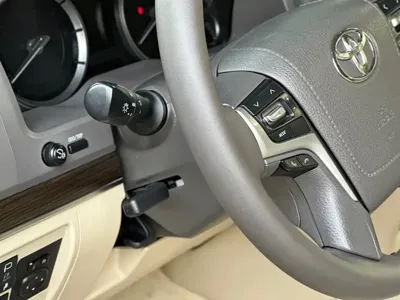 Toyota Land Cruiser 2020, 60000 км, за 795800 CNY - фото 18