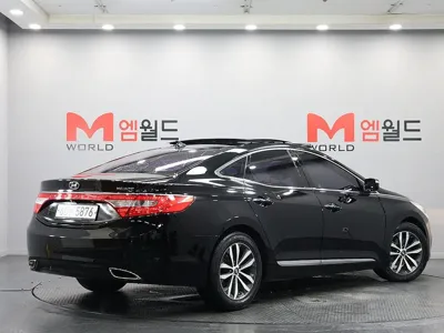 Hyundai Grandeur 2011, 125696 км, за 4700000 KRW