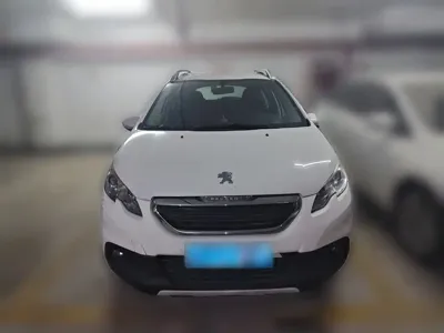 Peugeot 2008 2016, 101900 км, за 14300 CNY