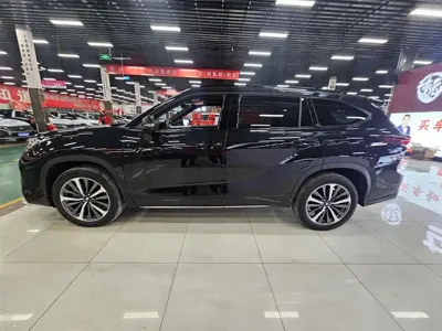 Toyota Crown Kluger 2025, 100 км, за 265800 CNY - фото 3