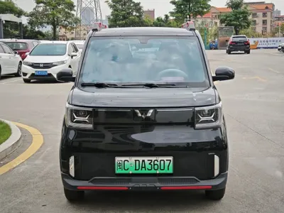 Wuling MINIEV 2022, 50000 км, за 28800 CNY