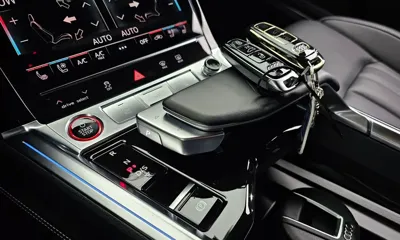 Audi SQ8 e-tron 2024, 2145 км, за 96000000 KRW - фото 9