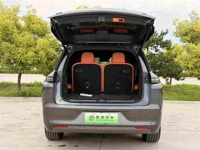 Li Auto Li L8 2024, 42000 км, за 237800 CNY - фото 30
