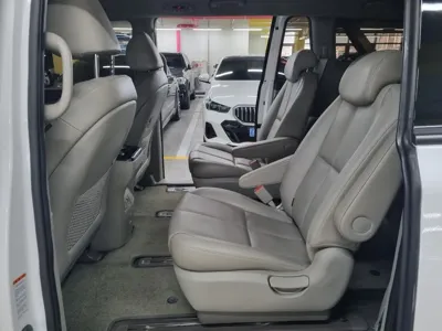 Kia Canival 2019, 154387 км, за 13900000 KRW - фото 10