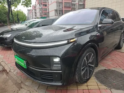 Li Auto L7 · 2024 год