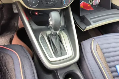 Ford Escort 2017, 62900 км, за 27830.89 CNY - фото 14