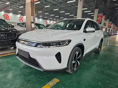 BYD Seal 05 DM-i 2025, 2200 км, за 102800 CNY - фото 2