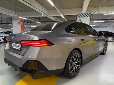 BMW 5-Series 2025, 2900 км, за 75440000 KRW