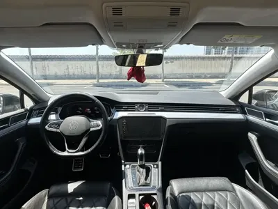 Volkswagen 迈腾 PHEV 2022, 70000 км, за 79000 CNY - фото 7