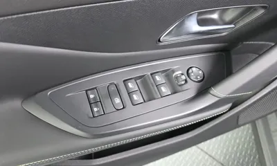 Peugeot 408 2025, 1677 км, за 35490000 KRW - фото 30