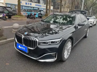 BMW 7 Series · 2021 год