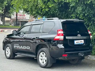 Toyota Prado 2017, 70000 км, за 181800 CNY