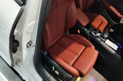 Audi A4L 2025, 6000 км, за 201653.25 CNY - фото 5