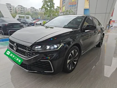 Volkswagen Passat · 2022 год