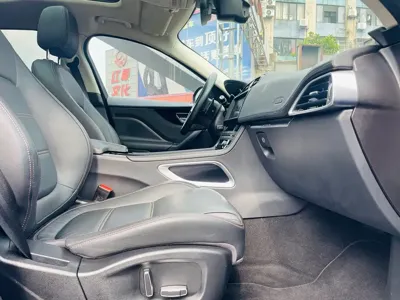 Jaguar F-Pace 2020, 86000 км, за 95800 CNY - фото 12