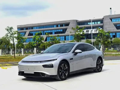 Xpeng P7 · 2022 год