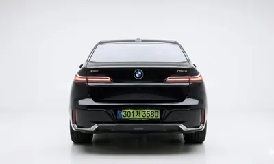 BMW 7-Series 2025, 31276 км, за 103000000 KRW