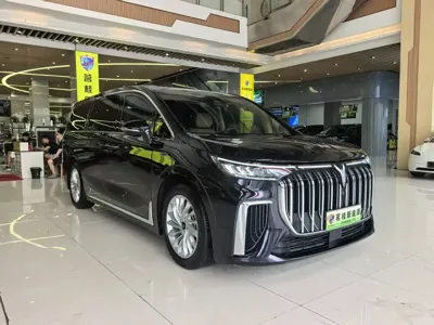 Voyah Dreamer 2023, 60000 км, за 168800 CNY