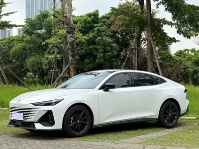 Changan UNI-V · 2023 год