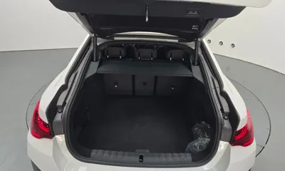 BMW i4 2025, 4467 км, за 999990000 KRW - фото 20