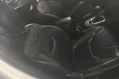 Jeep Cherokee 2017, 70200 км, за 52419.14 CNY - фото 24