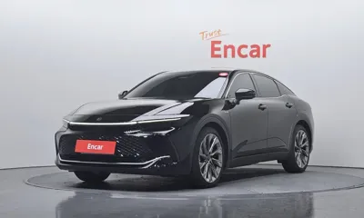 Toyota Crown · 2024 год