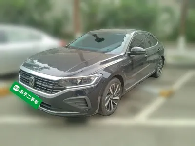 Volkswagen Passat 2024, 18700 км, за 127032.5 CNY - фото 1