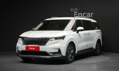 Kia Canival · 2023 год