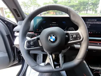 BMW 5-Series 2025, 13000 км, за 90800000 KRW - фото 8