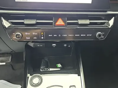 Kia Niro 2024, 23806 км, за 29700000 KRW - фото 10