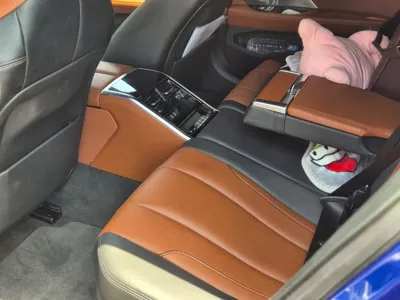 BMW 8-Series 2023, 35370 км, за 83870000 KRW - фото 8