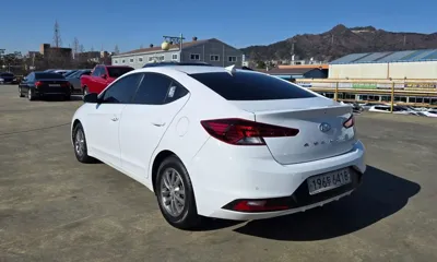 Hyundai Avante 2019, 92553 км, за 11900000 KRW - фото 2