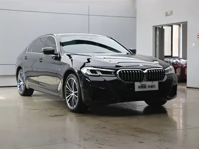 BMW 5 Series 2023, 29000 км, за 245000 CNY - фото 31