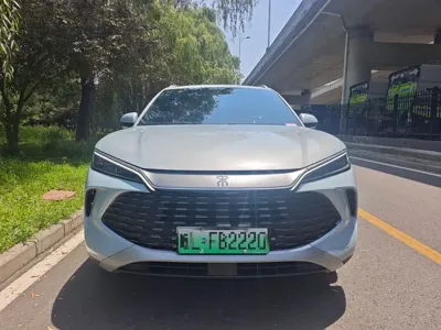 BYD L DM-i 2025, 19000 км, за 89800 CNY