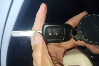 Honda Vezel 2015, 149500 км, за 38938.77 CNY - фото 9