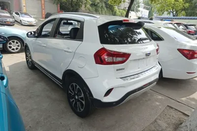 Geely Auto Vision X3 2017, 88500 км, за 39632.16 CNY