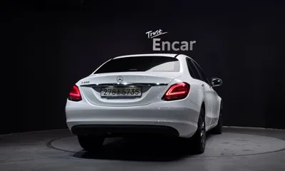 Mercedes-Benz C-Class 2019, 46379 км, за 20900000 KRW