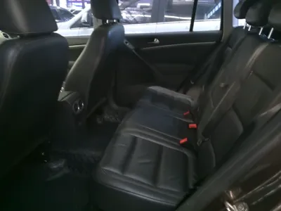 Volkswagen Tiguan 2016, 122500 км, за 57437.1 CNY - фото 20