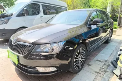 Skoda Superb 2013, 151200 км, за 42938.84 CNY - фото 1