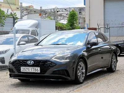 Hyundai Sonata 2022, 75699 км, за 25990000 KRW