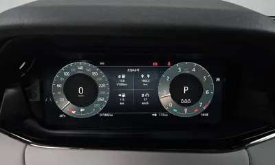 Land Rover Range Rover Evoque 2025, 1802 км, за 58500000 KRW - фото 8