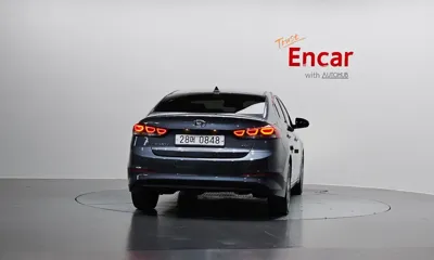 Hyundai Avante 2017, 29341 км, за 13900000 KRW