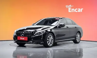 Mercedes-Benz C-Class · 2017 год