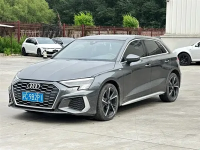 Audi A3 · 2022 год